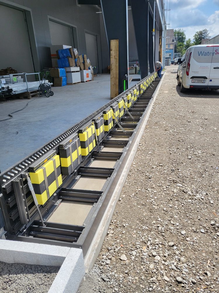 Klappschott «POSEIDON-UP» - bestechende Innovation