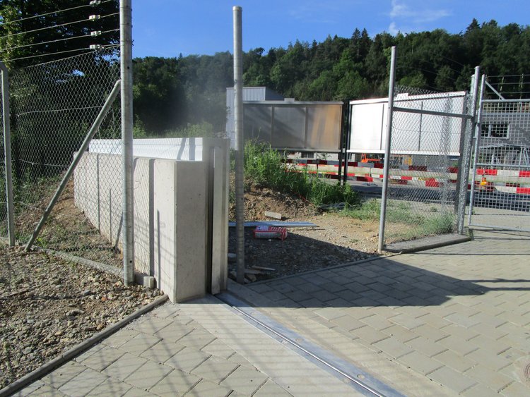 Spezialschiebetor/Senktor