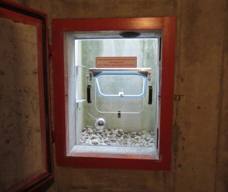 CHT-Hochwasserschutzfenster «SMART»