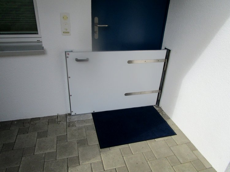 CHT-Spezialdrehtüre