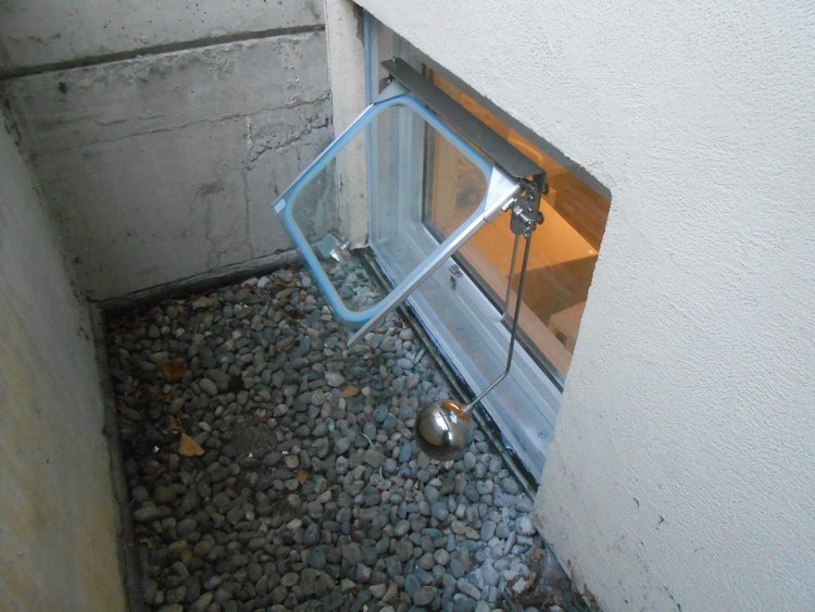 CHT-Hochwasserschutzfenster «SMART»